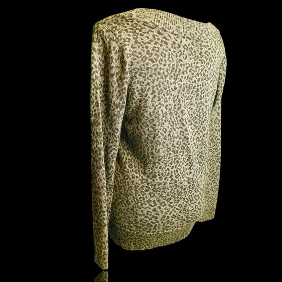Calvin Klein Gray Leopard Print Wool-Blend Scoopneck Pullover Sweater Size M - Picture 6 of 12